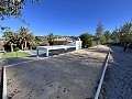 Maravillosa Villa con Piscina y Vistas a la Montaña en Petrer in Pinoso Villas