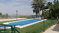 Maravillosa Villa con Piscina y Vistas a la Montaña en Petrer in Pinoso Villas