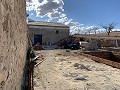 Bodega Reformada con 4 Dormitorios, 3 Baños y Piscina in Pinoso Villas