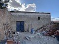 Bodega Reformada con 4 Dormitorios, 3 Baños y Piscina in Pinoso Villas