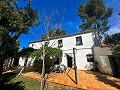 Preciosa casa de campo con piscina en Almansa in Pinoso Villas