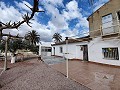 Halfvrijstaand landhuis in La Romana in Pinoso Villas