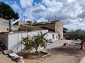 Halfvrijstaand landhuis in La Romana in Pinoso Villas