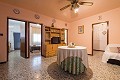 Villa de 4 dormitorios con piscina y garaje in Pinoso Villas