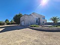 Impresionante villa de 5 dormitorios con piscina in Pinoso Villas