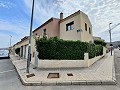 Maison de ville avec jardin et garage à Pinoso in Pinoso Villas