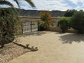 Inmaculada villa de 4/5 dormitorios con piscina privada en La Romana in Pinoso Villas