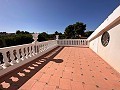 Wunderschöne Villa mit 5 Schlafzimmern und 5 Bädern in Pena de Las Aguilas,Elche in Pinoso Villas