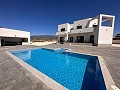 Luxe nieuwe villa's inc. land, licenties en wettigheid in Pinoso Villas