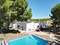 4 Bed Villa with modernised facia and pool in Pinoso Villas