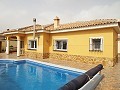 Villa mit 4 Betten und 2 Badezimmern, Pool, Sauna und Sommerküche in Pinoso Villas