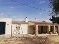 Casa de campo de 5 dormitorios con piscina in Pinoso Villas