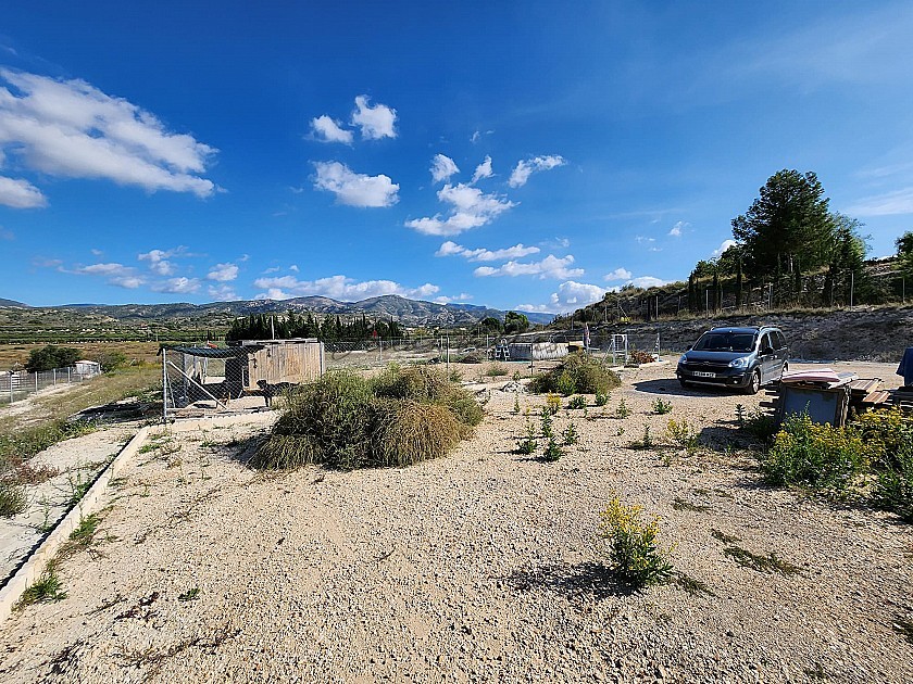 Terreno con Caravana Pinoso Villas