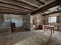 Groot historisch huis en bodega in Pinoso in Pinoso Villas