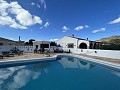  Stunning Villa with pool and guest annexe in Pinoso Villas