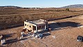 Moderna villa de nueva construcción con piscina casi terminada, a poca distancia de la ciudad in Pinoso Villas