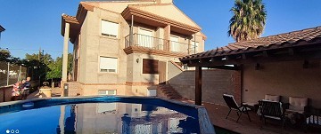 4 Bedroom Semi Detached Villa For Sale In Caudete