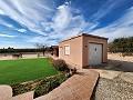 Mooie villa met 1/2 slaapkamers en hut in Pinoso Villas