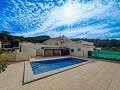 Increíble villa con piscina en Pinoso in Pinoso Villas