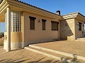 Excellent villa very close to Yecla in Pinoso Villas