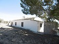 Casa de Campo en Yecla con impresionantes vistas in Pinoso Villas