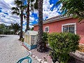 Magnifica villa con piscina en Hondon De Los Frailes in Pinoso Villas