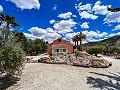 Magnifica villa con piscina en Hondon De Los Frailes in Pinoso Villas