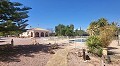 Belle Villa De Campagne Avec Piscine Et Terrain in Pinoso Villas