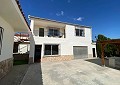 Villa de luxe de 3 chambres à Elda avec belle maison d'hôtes de 3 chambres et 3 salles de bain in Pinoso Villas