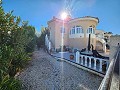 Maison de 2 chambres et 2 salles de bains avec piscine commune in Pinoso Villas