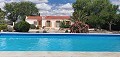 Atemberaubende 4-Schlafzimmer-Villa mit Pool in Caudete in Pinoso Villas