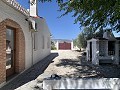 Impresionante villa de 4 dormitorios con piscina en Caudete in Pinoso Villas