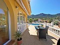 Schöne Villa mit 3 Schlafzimmern und 2 Bädern in La Zarza in Pinoso Villas