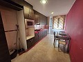 Apartamento de 3 habitaciones en 1er piso con ascensor, patio, garaje y trastero. in Pinoso Villas