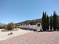 Villa met fantastisch uitzicht in een klein dorpje op enkele minuten afstand van Pinoso in Pinoso Villas