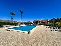 Villa con increíbles vistas en un pequeño pueblo a pocos minutos de Pinoso in Pinoso Villas