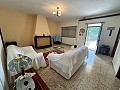 Private and Peaceful Villa near Yecla with 4 big bedrooms + Pool in Pinoso Villas