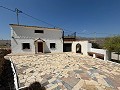 Schönes Landhaus mit 3 Schlafzimmern in Pinoso Villas