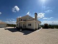 Magnifique villa de 5 chambres et 4 salles de bains in Pinoso Villas