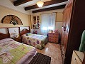 4 Bedroom 1 bathroom house with balsa pool and sensible sized plot in Pinoso Villas