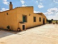 Casa de campo bellamente conservada en una impresionante ubicación en Yecla in Pinoso Villas