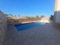 Increíble Villa de 3 Dormitorios y 2 Baños en El Reloj Fortuna con Piscina Privada in Pinoso Villas