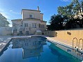 Schöne Villa mit 4 Schlafzimmern und privatem Pool in Pinoso Villas