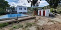 Walk to town Villa with Pool in Pinoso Villas